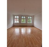 Schicke und helle 2-Zimmer-Wohnung mit Balkon und Einbauküche - Wittenberge