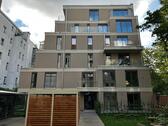 Foto - ERSTBEZUG! Schöne 3-Zi.-Whg. mit Einbauküche, großem Balkonen & Terrasse