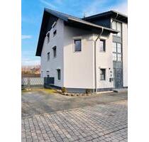 Doppelhaushälfte in ruhiger Spielstraße im Zentrum von Inden