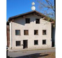 Renovierungsbedürftiges Haus mit Grund - Triftern