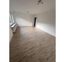 3 Zimmer-Wohnung im Erdgeschoss mit Terasse und eigenem Eingang - Alt Duvenstedt