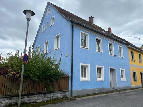 Foto - 7 Zimmer Einfamilienhaus zur Miete in Windischeschenbach