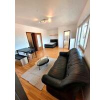 1,5 Zimmer Wohnung mit Tiefgaragenstellplatz, frisch renoviert - Schweinfurt Bellevue