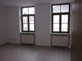 Foto - Schöne helle 3 Zimmer Wohnung, 1.OG, Küche mit Fenster 75 qm