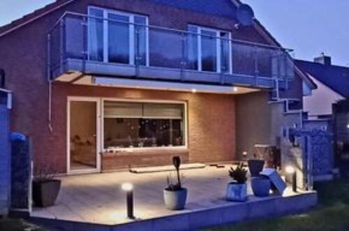 Foto - Rotstein-Massivhaus mit Einliegerwohnung in Kiel - Kronsburg