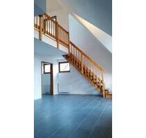 Helle 2,5-Zimmer-Maisonette-Wohnung - Weissach
