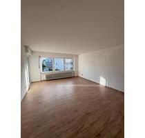 3-Zimmer Wohnung (mit Hobbyraum, Balkon, Keller und Garage) - Stadthagen