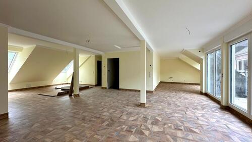 Foto - Exklusive DG-Wohnung mit großer Dachterrasse und offenem Grundriss in historischer Kernstadt
