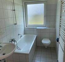 Zentral. Hell. Bezugsfertig ab 01.10.2025 – 3 Zimmer mit Balkon im Herzen der Stadt - Salzgitter