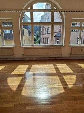 Foto - Großzügige 5 Zimmerwohnung in Stadtvilla