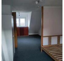 schönes WG Zimmer zu vermieten - 370,00&nbsp;EUR Kaltmiete, ca.&nbsp; 25,00&nbsp;m&sup2; in Geisenheim (PLZ: 65366)