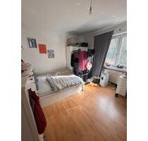 WG Zimmer Weinsteige - 550,00&nbsp;EUR Kaltmiete, ca.&nbsp; 19,00&nbsp;m&sup2; in Stuttgart (PLZ: 70180) Lehen