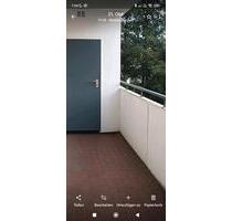 2 Raum, 64 qm, Balkon an RentnerBerufstätige - Recklinghausen Berghausen