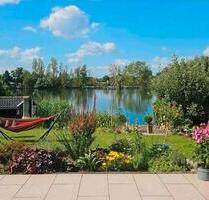 Häuschen am See - 43.000,00&nbsp;EUR Kaufpreis, ca.&nbsp; 25,00&nbsp;m&sup2; in Duisburg (PLZ: 47228) Rheinhausen