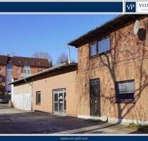 Vielseitige Gewerbeimmobilie mit großzügiger Hallen- und Bürofläche in Plön