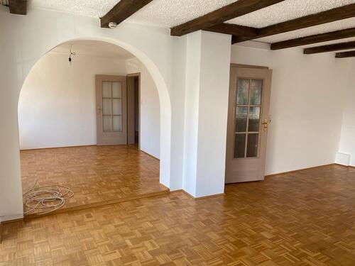 Foto - 2,5 Zimmerwohnung mit Balkon - 950,00&nbsp;EUR Kaltmiete, ca.&nbsp; 84,00&nbsp;m&sup2;