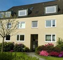 Alt-Rahlstedt! Großzügige 4 ZImmerwohnung, EBK, TG-Stellplatz - Hamburg Wandsbek