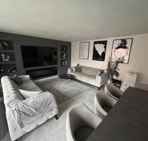 3-Zimmer-Wohnung • 81 m² • kernsaniert • Balkon • Garage - Solingen Wald 3-Zimmer-Wohnung • 81 m² • kernsaniert • Balkon • Garage - Solingen Wald