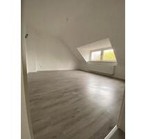 Kernsanierte, helle 3,5 Zi. in ruhiger Lage Grenze HombergMoers - Duisburg Essenberg