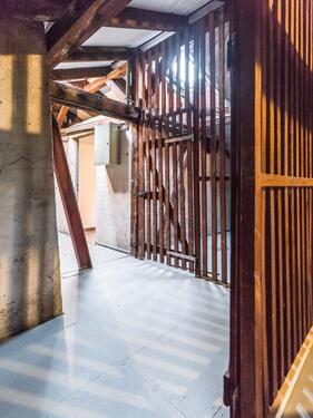 Foto - Dachboden als Lagerraum in FFM-Sachsenhausen