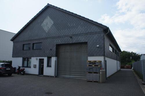Foto - Lagerhalle mit Bürofläche in Duisburg-Walsum zu vermieten