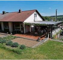 Ruhige Doppelhaushälfte im Grünen in Dittwar - Tauberbischofsheim