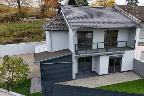 Foto - DHH Neuwied Rodenbach mit Garten und Garage