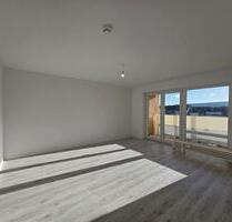 große 2-Zimmer-Wohnung mit Balkon in der Halbergstraße, Saarbrücken