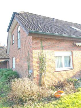 Foto - Großes lichtdurchflutetes Einfamilienhaus mit Einliegerwohnung i