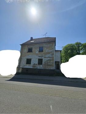 Foto - Einfamilienhaus mit 230m² Wohnfläche & Garten in Quierschied