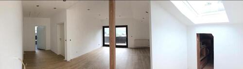 Foto - Helle 3-Zimmer Wohnung (85qm) mit Balkon & EBK