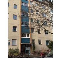 Gepflegte vermietete 2-Zimmerwohnung in der Sulzaer Strasse 15 - Berlin Charlottenburg-Wilmersdorf
