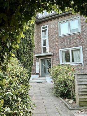 Foto - Schwachhausen: Zentrale, helle 1,5 Zi. DG-Wohnung, EBK und Keller in Altbremerhaus mit Charme