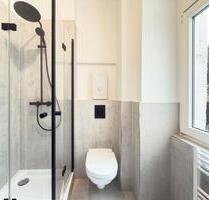 Sanierter Altbau mit Stil - 2 Zimmer, 3 realisierbar - Berlin Mitte