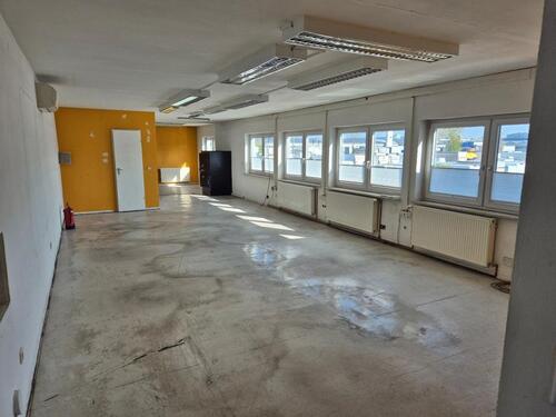 Foto - Praktische Büroflächen in Langenlonsheim