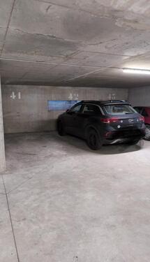 Foto - Tiefgaragenstellplatz - 50,00 EUR Miete,