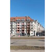 Ruheoase am Giesinger Bahnhof: Stilvolle 2-Zi.-Wohnung & Loggia - München Ramersdorf-Perlach