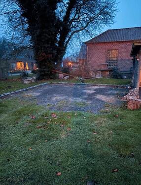 Foto - PKW Stellplatz im Hinterhof zu vermieten