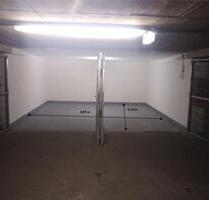 Große Doppelgarage in 51103 Köln - inkl. Strom und Videoüberwach