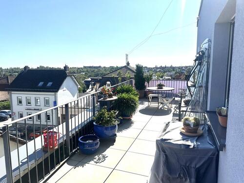 Foto - Penthouse mit Dachterrasse 4 Zimmer Wohnung in Hofheim, Luxusausstattung und 2xTG-Stellpätze!