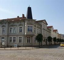 großzügige 5-Raum-Wohnung im Herzen von Neustrelitz