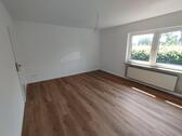 Foto - geräumige 3-Zimmer-Wohnung in Groß Grönau (nahe Lübeck)