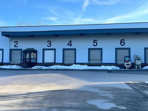 Foto - Lagerhalle in Remscheid – 771 m² mit Parkplätzen ab 01.01.2026
