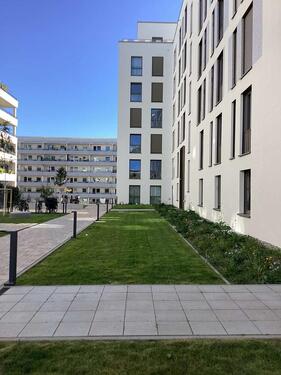 Foto - Neubau: Modernes City-Apartment nahe Volkspark Friedrichshain mit großem Sonnenbalkon