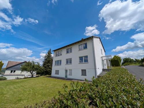 Foto - Großzügiges, freistehendes Zweifamilien-Haus in Jesberg - Privat