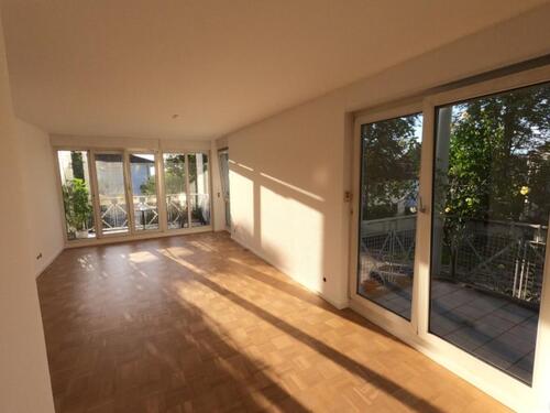 Foto - 4 ZKDB+Garage in moderner, zentraler und grüner Wohnanlage