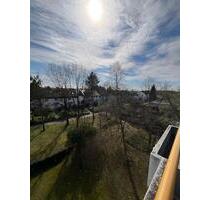 Penthouse-Erlebnis: Modernisiertes Wohnglück mit Dachterrasse & Weitblick - Backnang