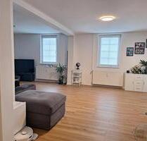 4-5 Zimmerwohnung EG mit Terrasse und Garten - Lehre