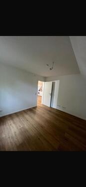 Foto - Helle 1,5 Zimmer Dachgeschosswohnung in Bochum Langendreer