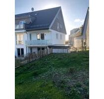 Neubau-Dachgeschosswohnung mit Empore & Balkon – Erstbezug, A+ Effizienz, ideal für Homeoffice - Nettersheim